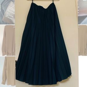 Uniqlo Long Skirt Pleated